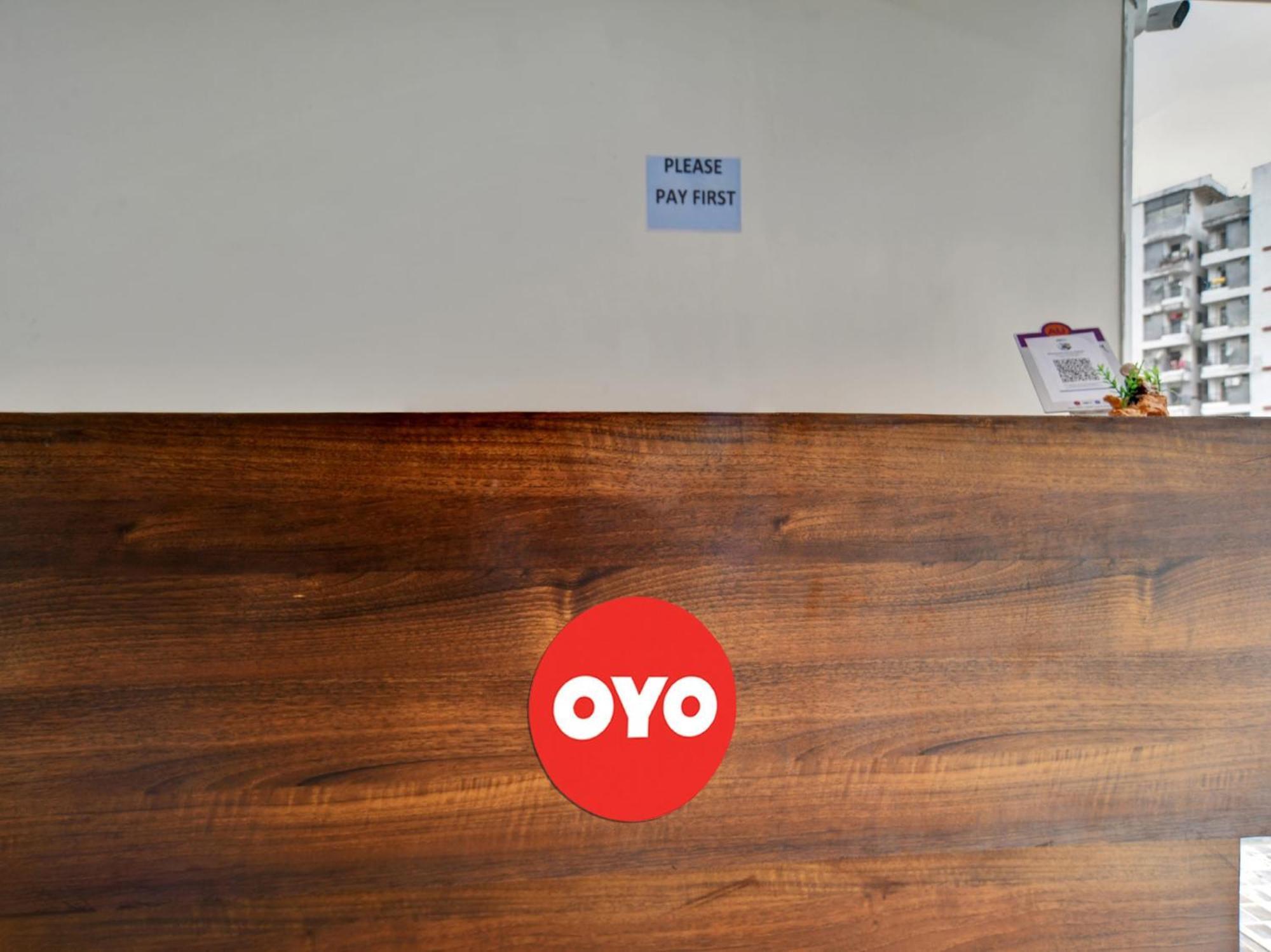 Oyo Hotel Dr Greens Indore Exterior foto
