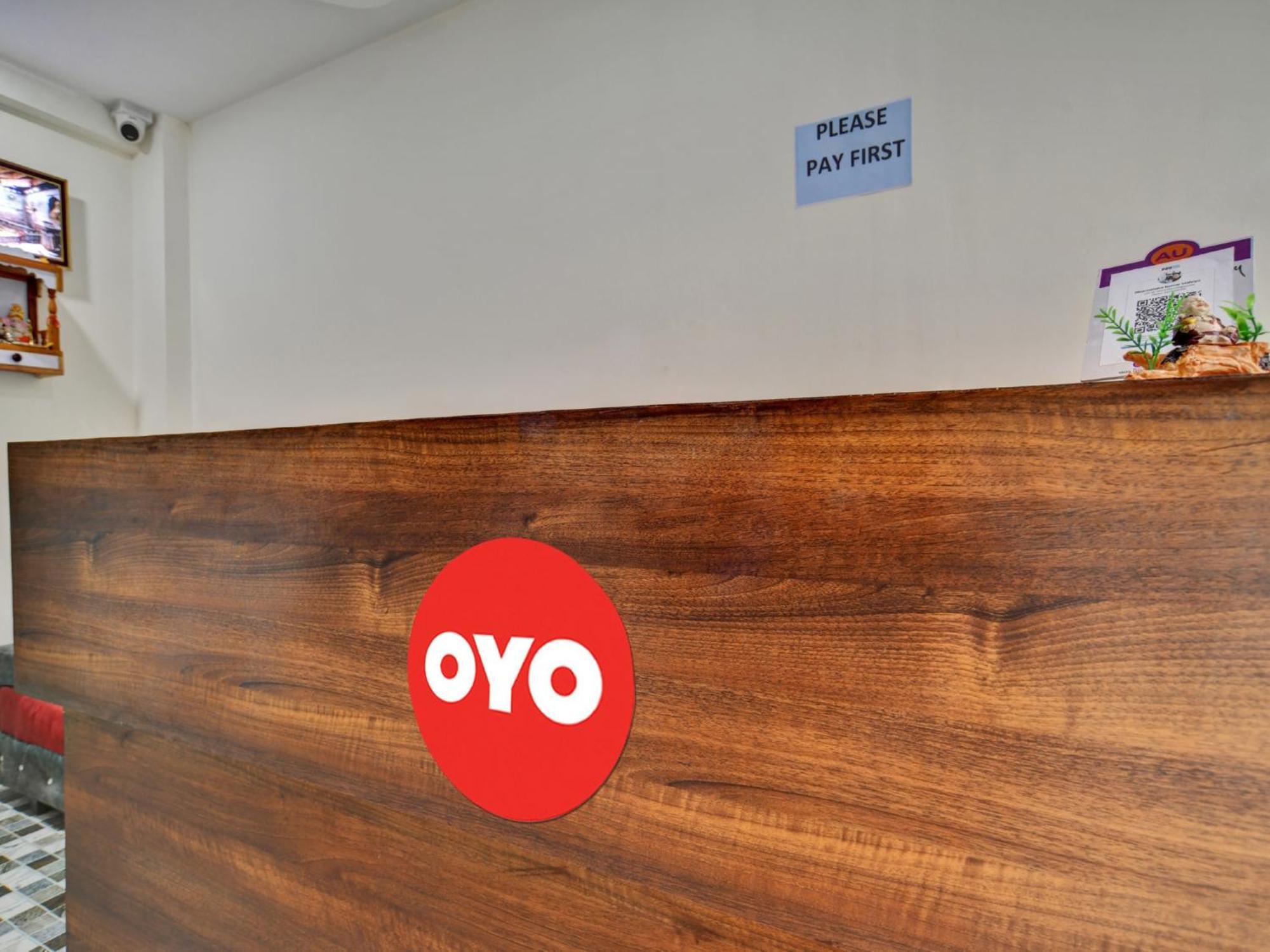 Oyo Hotel Dr Greens Indore Exterior foto